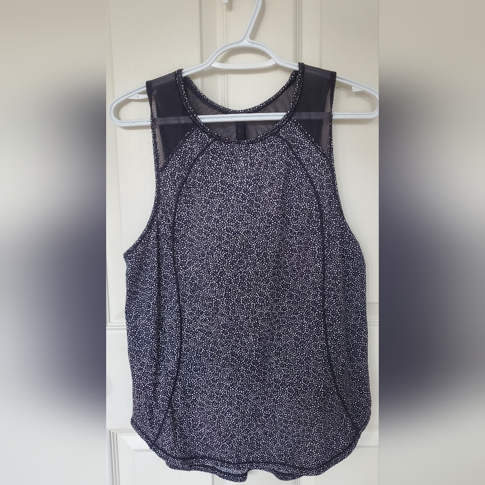 Lululemon, Size 6, Black/White tank
